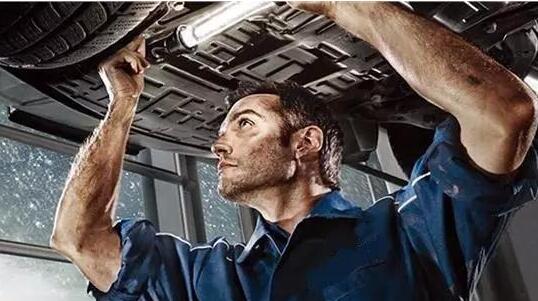 開車省油技巧！教你用最少的油跑最遠的路